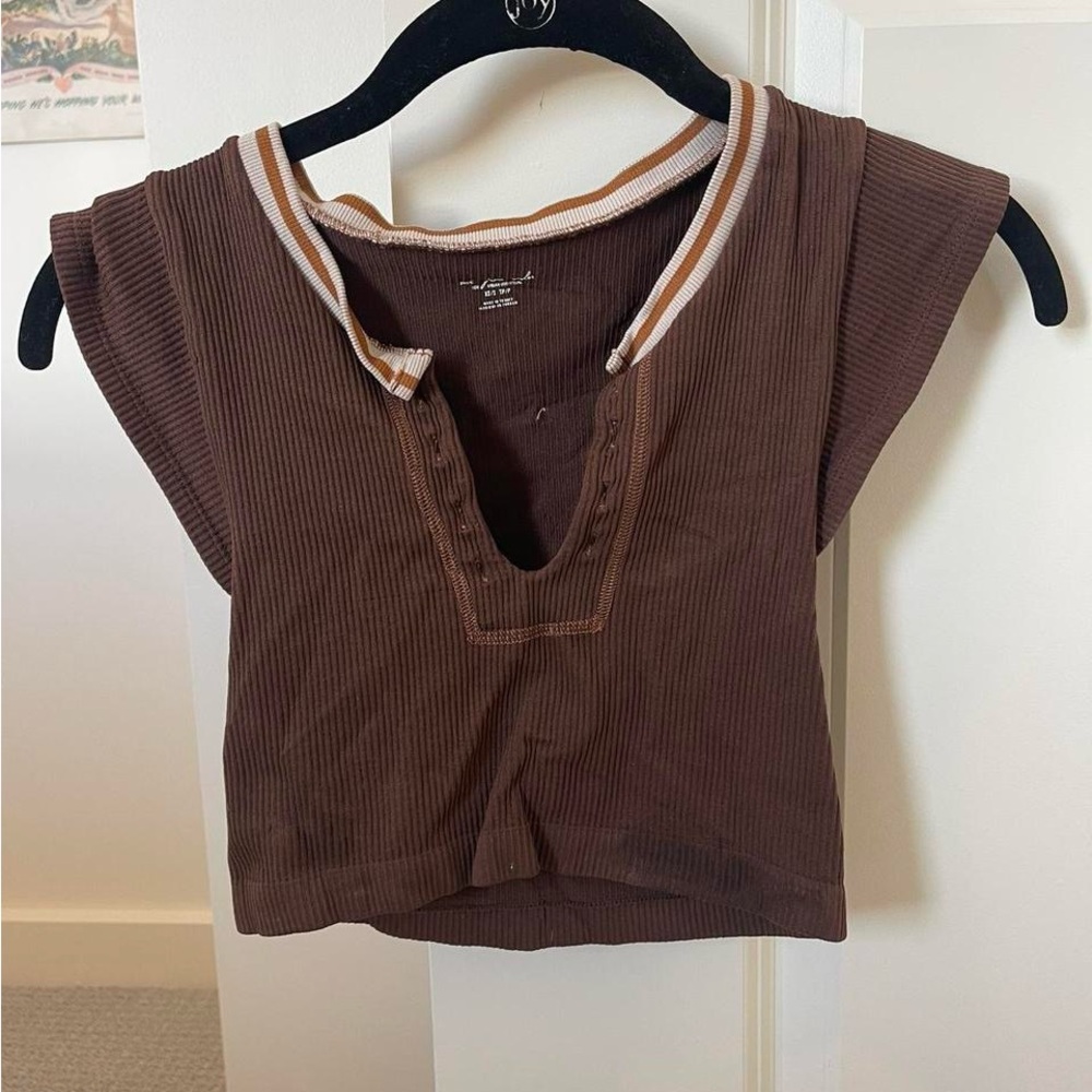 Brown Ribbed V-Neck Women's Top